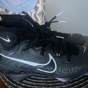 Authentic Nike NEW Black and White Alpha Huarache Baseball Cleats